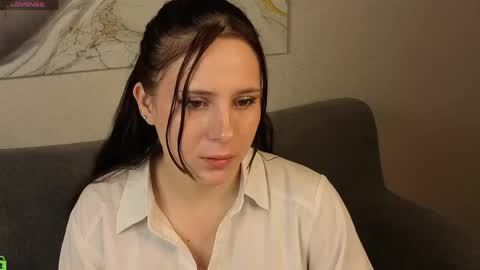 Snapshot of julia_shyy chatting on 05-12-26, 01:03 Julia Shyy online show from 05-12-26, 01:03