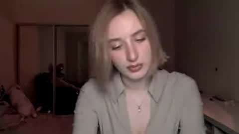 Kate online show from 02-25-26, 05:44