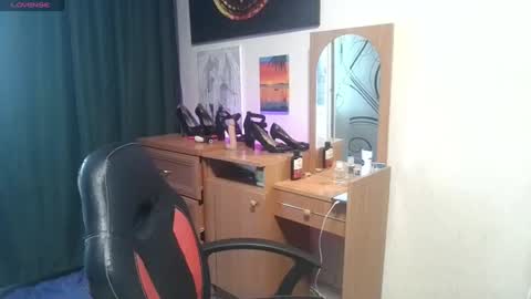 juliamorgann online show from 07-24-26, 06:11