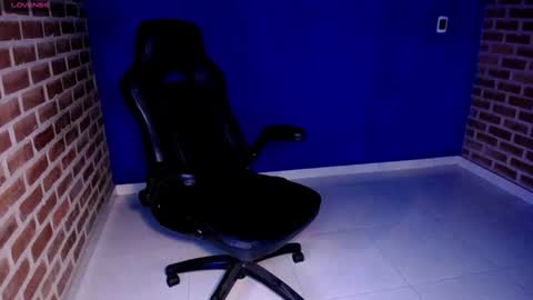 Julian online show from 01-10-25, 10:46