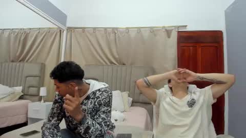 Snapshot of julian_billy chatting on 02-22-25, 11:24 julian billy online show from 02-22-25, 11:24