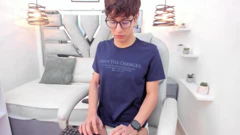 julian_steward online show from 12-20-25, 08:16