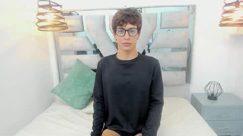 julian_steward online show from 01-12-26, 07:52