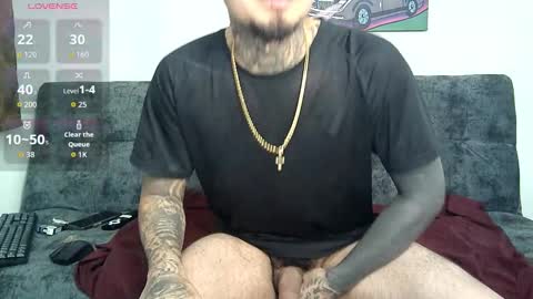 Snapshot of julian_tattoo chatting on 10-26-25, 03:23 Julian independent model online show from 10-26-25, 03:23