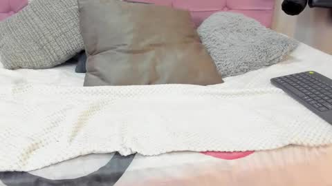 Juliana online show from 02-10-26, 02:32