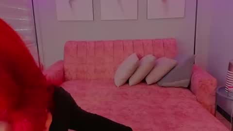 Snapshot of julianna_saenz chatting on 03-20-26, 02:22 Juliana online show from 03-20-26, 02:22