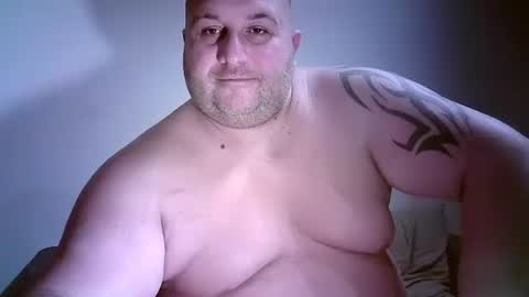 Juliano online show from 11-19-25, 02:11