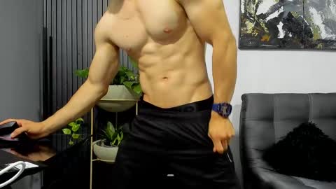 Julian online show from 02-25-25, 11:33