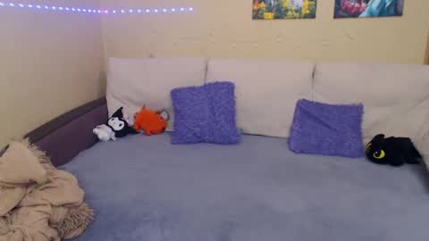 Jul online show from 02-19-25, 03:05