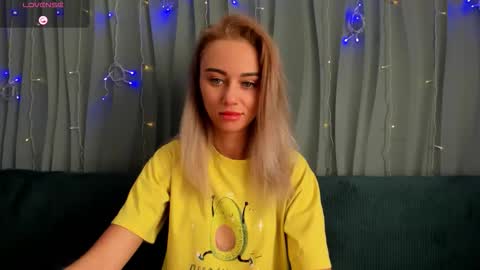 Yulya online show from 03-25-26, 02:39