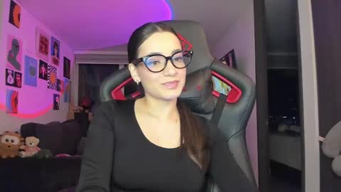 Jeimy Help me to reach 100 thumbs up online show from 04-09-26, 12:54