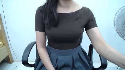 julie9x online show from 05-28-26, 10:51