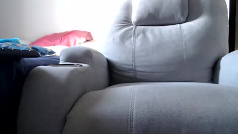 Snapshot of julie_bunny chatting on 01-13-25, 12:45 Julie bunny online show from 01-13-25, 12:45
