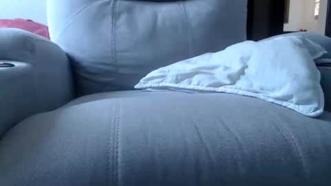 Snapshot of julie_bunny chatting on 02-21-25, 03:32 Julie bunny online show from 02-21-25, 03:32