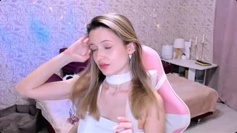 Snapshot of julie_flores chatting on 03-02-25, 06:51 Julie online show from 03-02-25, 06:51