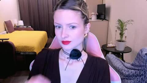 Julie online show from 04-15-26, 03:19