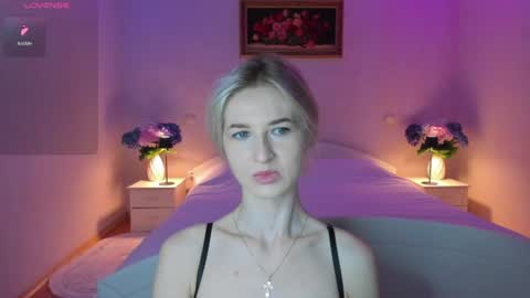 julieblazex online show from 07-24-26, 08:40