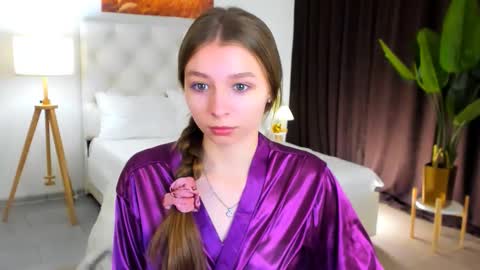 juliedaniel online show from 09-25-25, 08:18