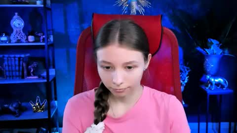 juliedaniel online show from 09-26-25, 05:11