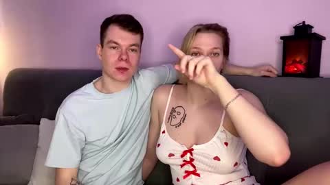 Julie and Thomas online show from 01-19-26, 07:23