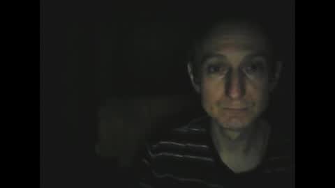 Snapshot of julien31x chatting on 10-26-25, 10:25 Julienxx31 online show from 10-26-25, 10:25