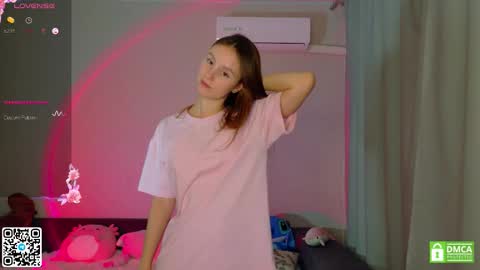 julieqt online show from 09-22-25, 03:47