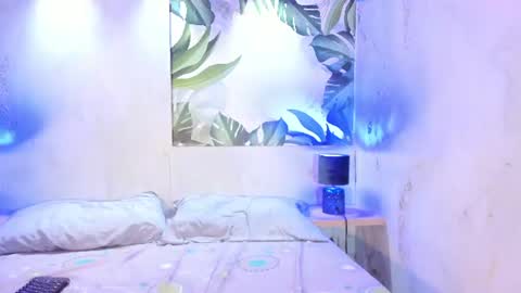 Juliet online show from 07-22-26, 03:09