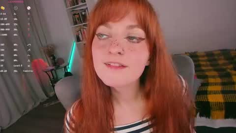 Snapshot of juliet_schoolgirl chatting on 07-06-26, 10:34 Juliet online show from 07-06-26, 10:34