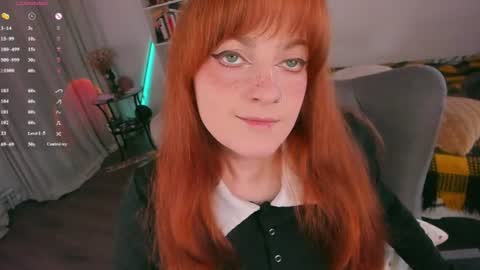 Snapshot of juliet_schoolgirl chatting on 07-08-26, 03:27 Juliet online show from 07-08-26, 03:27
