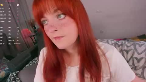 Snapshot of juliet_schoolgirl chatting on 07-24-26, 03:21 Juliet online show from 07-24-26, 03:21