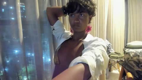 Snapshot of julieta__cooper chatting on 02-19-26, 11:01 Juli online show from 02-19-26, 11:01