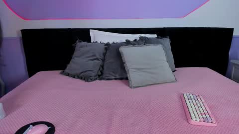 Julieta  online show from 12-01-25, 11:59