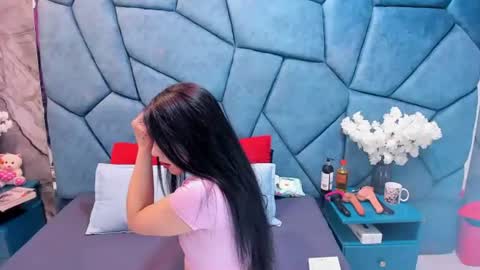 Julieta online show from 07-31-26, 03:17