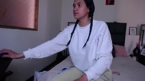 Julieta online show from 02-17-26, 05:19