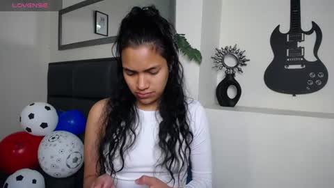 Julieta online show from 06-17-26, 01:41