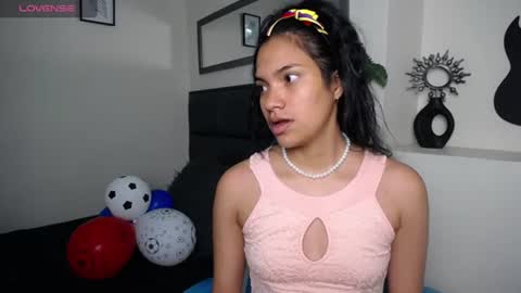 Julieta online show from 06-19-26, 02:16
