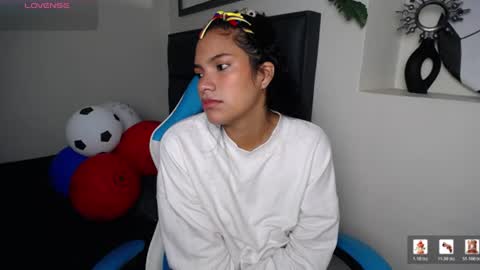 Julieta online show from 06-22-26, 03:36