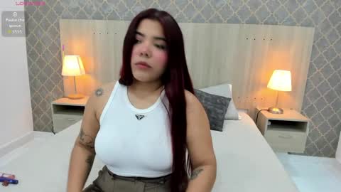 Julieta Robertson online show from 04-18-26, 03:43