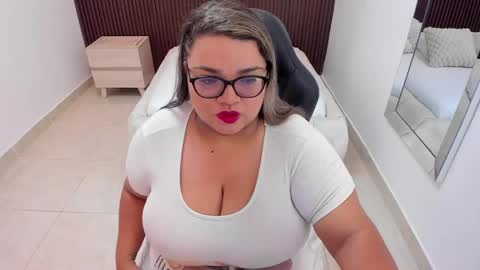  J U L IE T A  online show from 06-02-26, 07:16