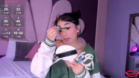 Julieta online show from 02-21-25, 02:27