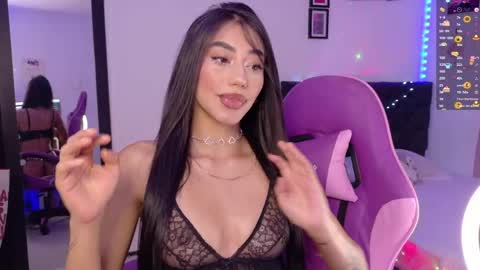 Julieta online show from 05-18-26, 01:39