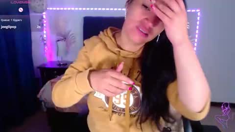 julietacollins06 online show from 02-11-25, 01:20