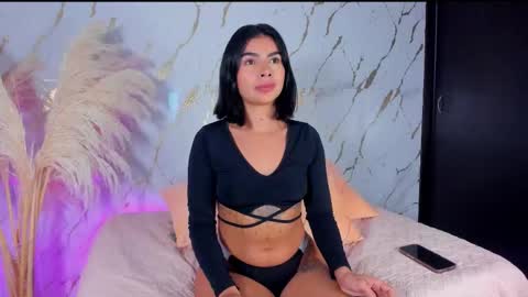 Snapshot of julietagames69 chatting on 11-24-25, 02:22 Julieth Gomez online show from 11-24-25, 02:22