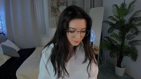 Julieta or Jully online show from 02-06-25, 09:17