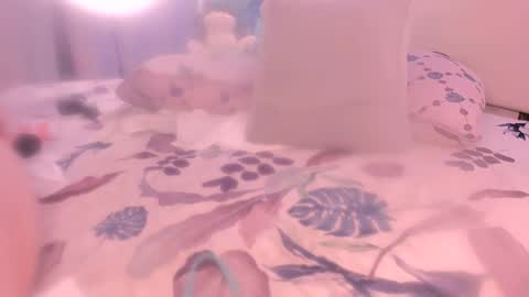 Julieta Vargas online show from 01-04-25, 10:24