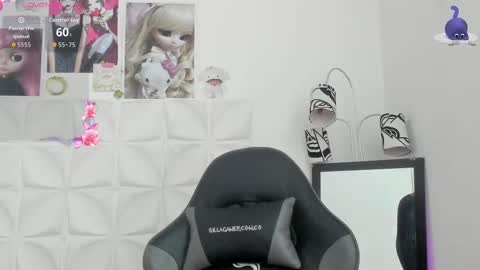 Julieth online show from 11-16-25, 03:39