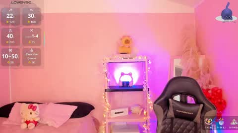 Snapshot of juliethmosss chatting on 04-28-26, 07:41 Julieth online show from 04-28-26, 07:41