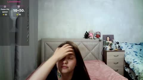 Snapshot of julietkalen chatting on 05-23-26, 06:40 Julietkitty online show from 05-23-26, 06:40