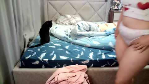 Julietkitty online show from 06-29-26, 05:46