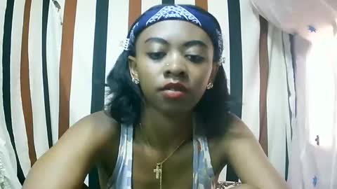 Snapshot of juliette9794 chatting on 11-11-25, 10:04 juliette9794 online show from 11-11-25, 10:04